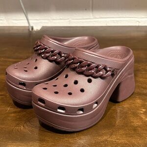CROCS Siren Chain Clog Dark Cherry